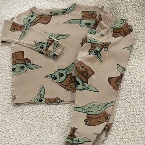 Baby Gap Mandalorian Yoda 2 PC Pajamas Set Baby 12-18 Months Organic Cotton